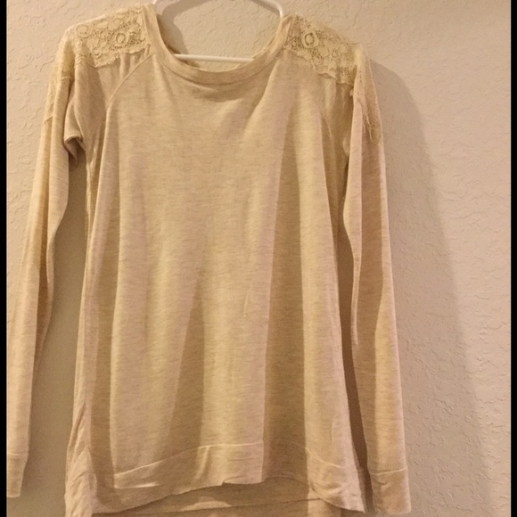 Rewind Top Juniors Long Sleeve Lace Shoulders Round Neck Off White Tan - Picture 4 of 4